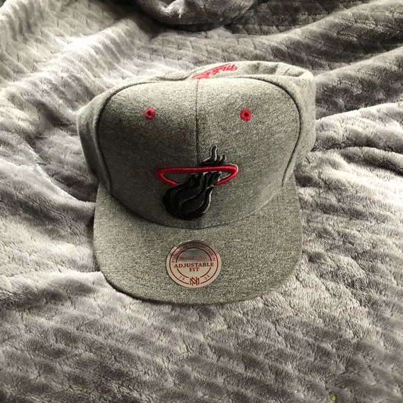 Miami Heat SnapBack - Picture 1 of 1